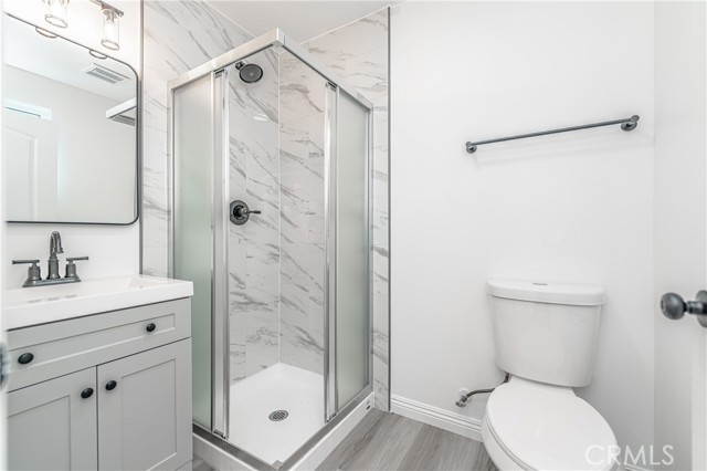 Detail Gallery Image 15 of 72 For 3653 Halldale Ave, Los Angeles,  CA 90018 - – Beds | – Baths