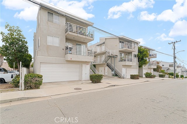 Detail Gallery Image 2 of 23 For 710 5th St, Hermosa Beach,  CA 90254 - – Beds | – Baths