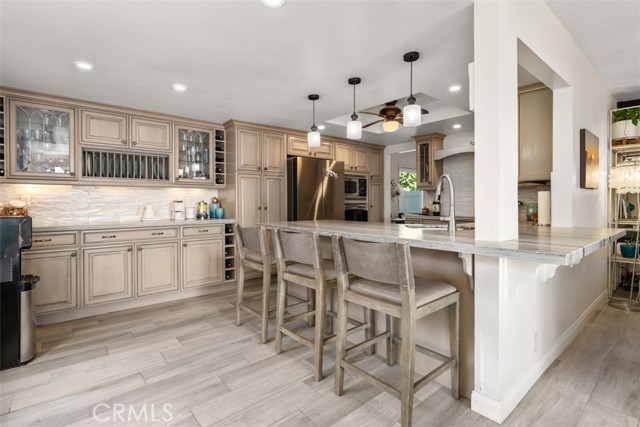 Detail Gallery Image 16 of 57 For 1520 Downs St, Oceanside,  CA 92054 - 4 Beds | 3 Baths