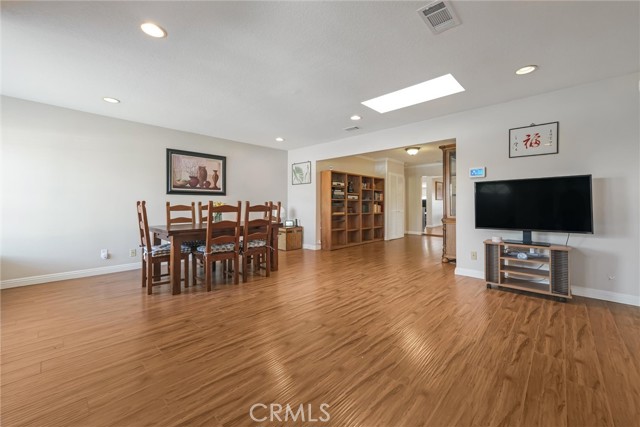 8512 Belford Avenue, Los Angeles CA: https://media.crmls.org/medias/3209cd08-63ca-4168-acfc-2f96d6a8ed5d.jpg