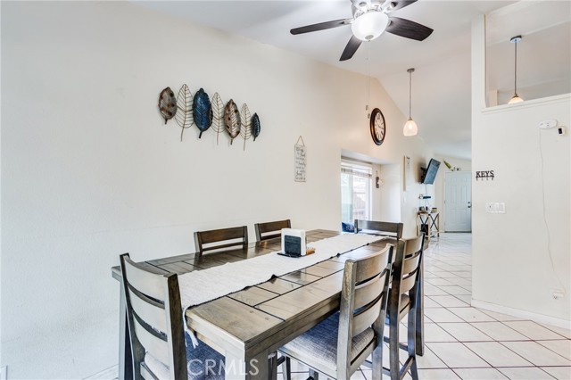 Detail Gallery Image 14 of 31 For 108 Oaktree Dr, Perris,  CA 92571 - 2 Beds | 2 Baths