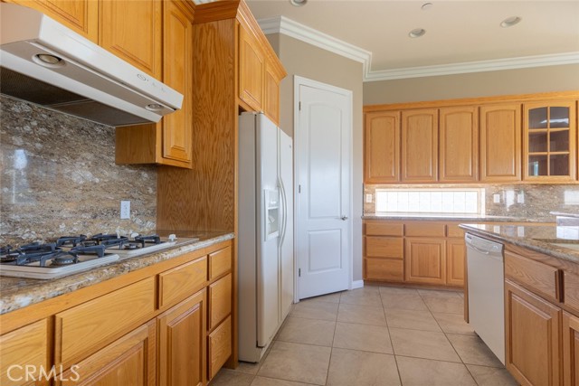 Detail Gallery Image 18 of 62 For 35234 Persimmon Ave, Yucaipa,  CA 92399 - 5 Beds | 4 Baths