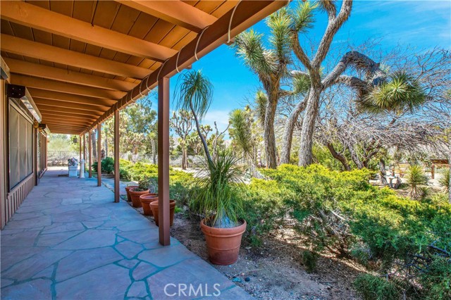 Detail Gallery Image 2 of 58 For 55839 Highland Trl, Yucca Valley,  CA 92284 - 2 Beds | 2 Baths