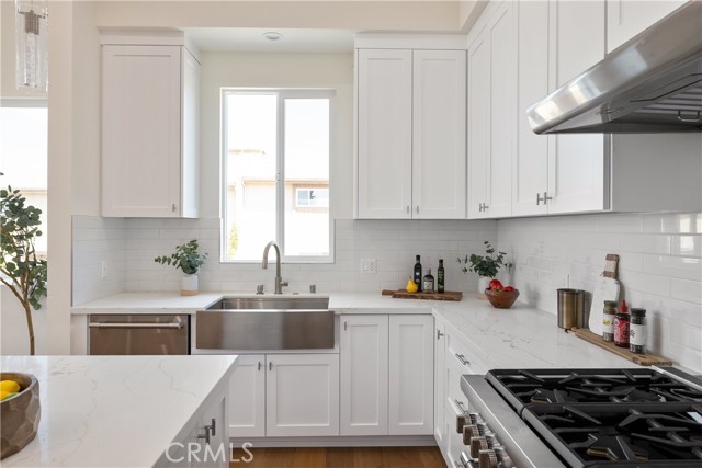 2403 Perkins, Redondo Beach, California 90278, 4 Bedrooms Bedrooms, ,4 BathroomsBathrooms,Residential,Sold,Perkins,SB22162642