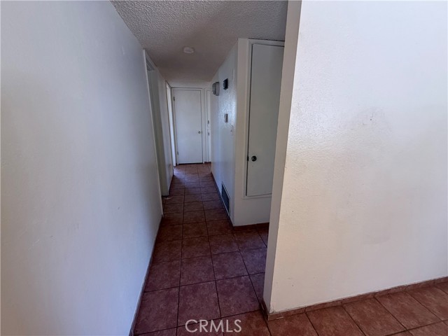 Detail Gallery Image 4 of 12 For 105 Orange Ave, Chowchilla,  CA 93610 - 3 Beds | 2 Baths