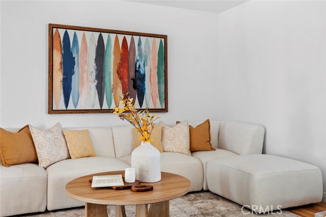 Detail Gallery Image 12 of 68 For 6454 Baird Ave, Reseda,  CA 91335 - 4 Beds | 2/1 Baths