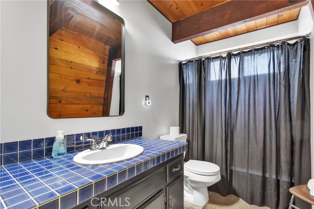 Detail Gallery Image 14 of 45 For 43095 Monterey St, Big Bear Lake,  CA 92315 - 3 Beds | 3/1 Baths