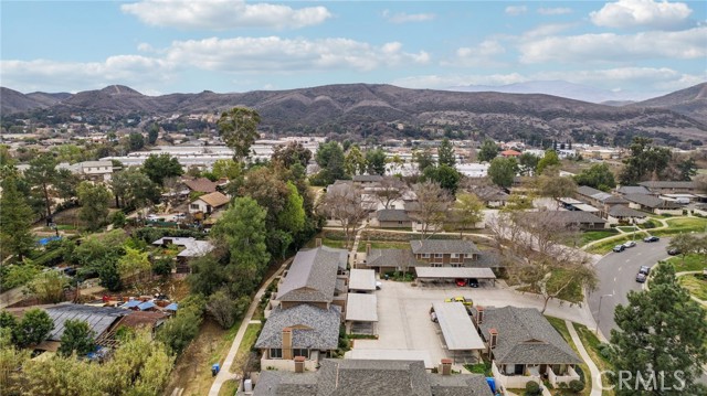 28512 Conejo View Drive, Agoura Hills CA: https://media.crmls.org/medias/320ec288-7072-485e-bec1-0332df066601.jpg