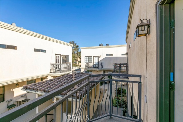 10894 Olinda Street, Sun Valley CA: https://media.crmls.org/medias/320f140e-c8b9-4f78-bda4-0a3938b8b3b2.jpg