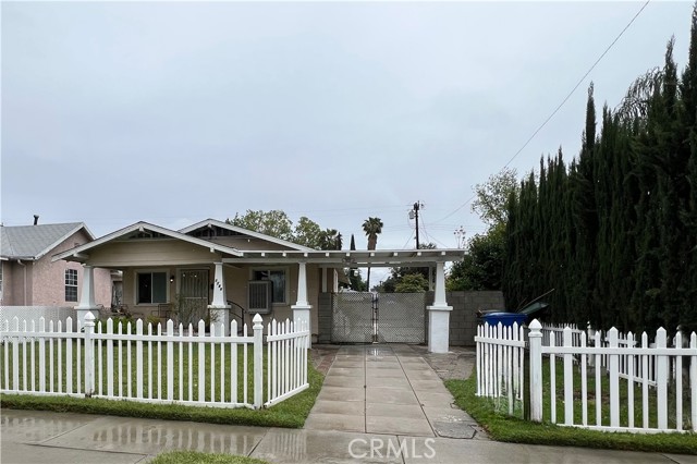 Detail Gallery Image 2 of 21 For 1789 N Pershing Ave, San Bernardino,  CA 92405 - 2 Beds | 1 Baths
