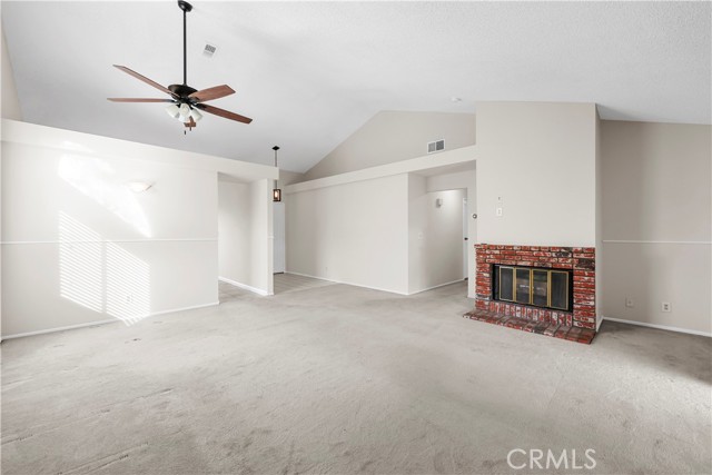 Detail Gallery Image 10 of 30 For 5286 Sunburst Dr, Palmdale,  CA 93552 - 3 Beds | 2 Baths