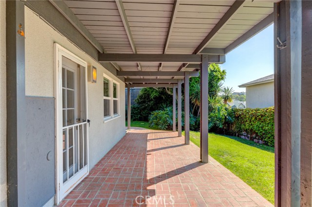 2491 Valley Drive, Hermosa Beach, California 90254, 3 Bedrooms Bedrooms, ,2 BathroomsBathrooms,Residential,Sold,Valley,PV23173972