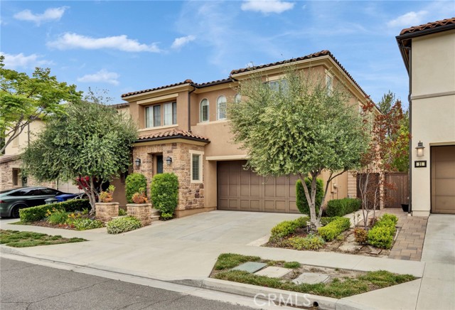 Detail Gallery Image 2 of 41 For 23 Snapdragon, Lake Forest,  CA 92630 - 4 Beds | 3/1 Baths