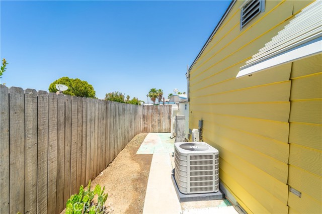 Detail Gallery Image 46 of 49 For 853 S Palm Ave, Hemet,  CA 92543 - 2 Beds | 2 Baths