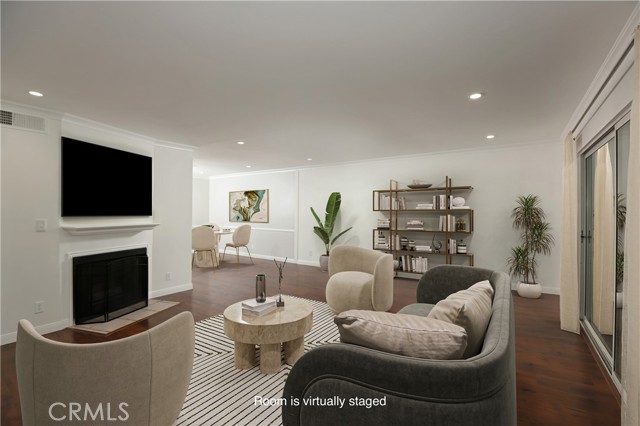 Detail Gallery Image 1 of 42 For 7945 via Latina, Burbank,  CA 91504 - 3 Beds | 2/1 Baths