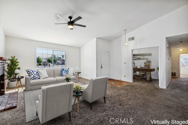 3112 Echo Drive, Rosamond CA: https://media.crmls.org/medias/321119f2-0f79-4f13-93dc-ddcf13a6db27.jpg