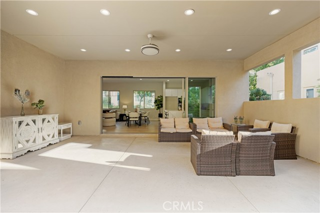 Detail Gallery Image 24 of 70 For 126 Interval, Irvine,  CA 92618 - 5 Beds | 4 Baths