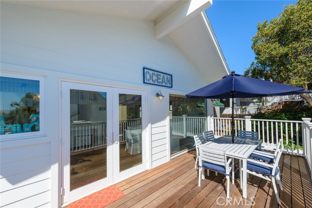 524 13th Street, Manhattan Beach CA: https://media.crmls.org/medias/3211d2c2-f26d-48e1-aac7-dd139b209ecd.jpg