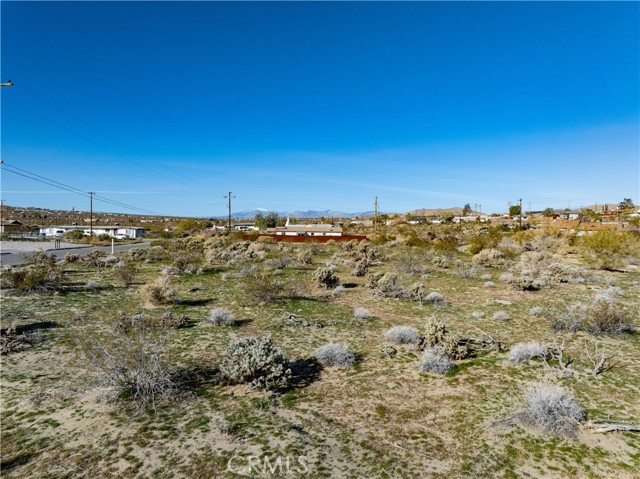 Detail Gallery Image 17 of 23 For 61954 Plaza Rd, Joshua Tree,  CA 92252 - – Beds | – Baths