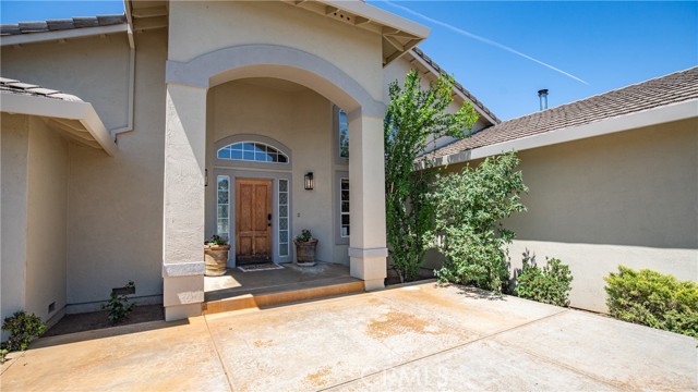Detail Gallery Image 29 of 71 For 12285 High Valley Rd, Clearlake Oaks,  CA 95423 - 4 Beds | 3 Baths