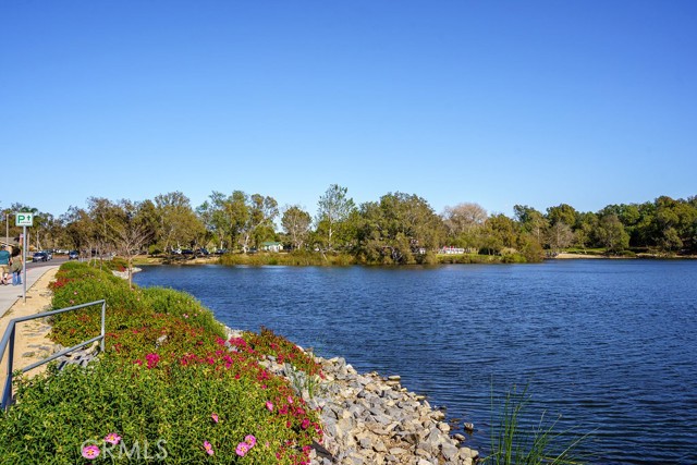 Image 38 of 44 For 18011 Shoreview