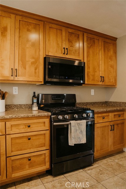 Detail Gallery Image 13 of 34 For 1240 E Navajo, Barstow,  CA 92311 - 3 Beds | 2 Baths