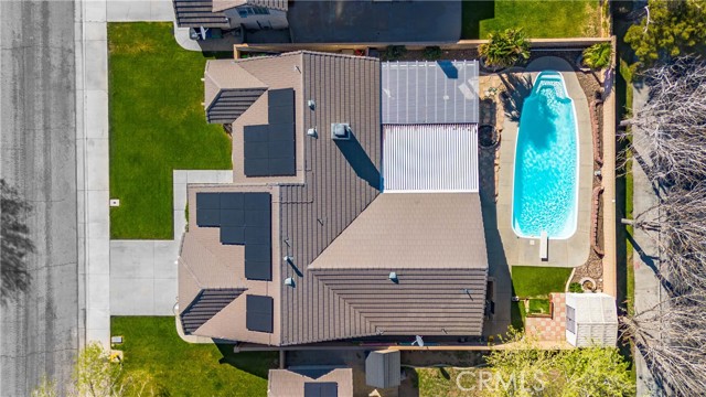 2709 Sandstone Court, Palmdale CA: https://media.crmls.org/medias/32132975-1325-49af-b770-3fb08480ce58.jpg