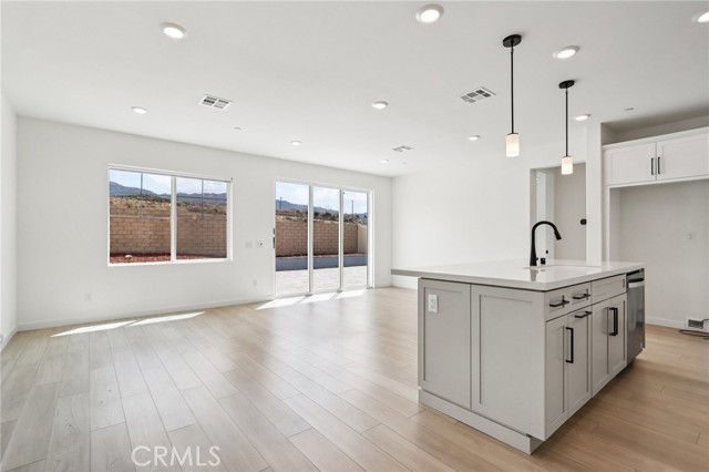 Image 7 of 38 For 23724 Wilcox Drive