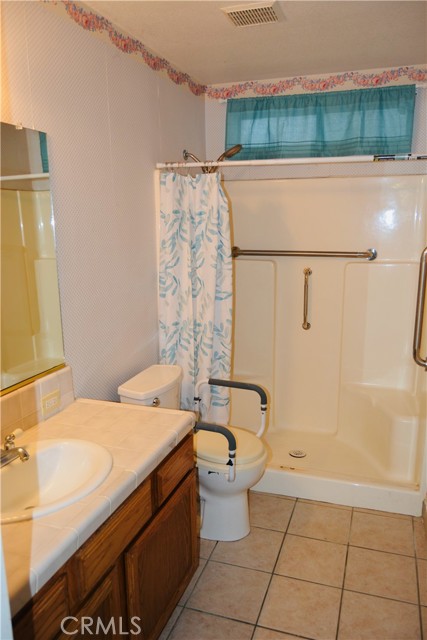 Detail Gallery Image 18 of 29 For 40748 Foxboro Ct, Bass Lake,  CA 93604 - 3 Beds | 3/1 Baths