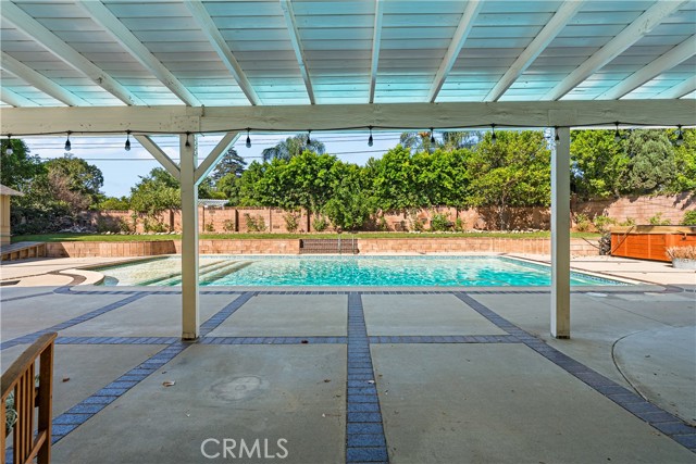 Detail Gallery Image 34 of 46 For 11223 White Oak Ave, Granada Hills,  CA 91344 - 3 Beds | 3 Baths