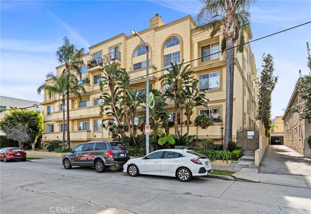 10824 Bloomfield #108