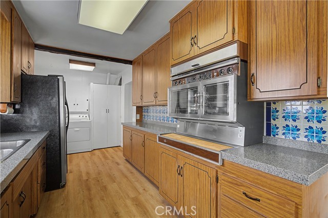 Detail Gallery Image 20 of 42 For 819 N. Maria, Redondo Beach,  CA 90277 - 3 Beds | 1 Baths