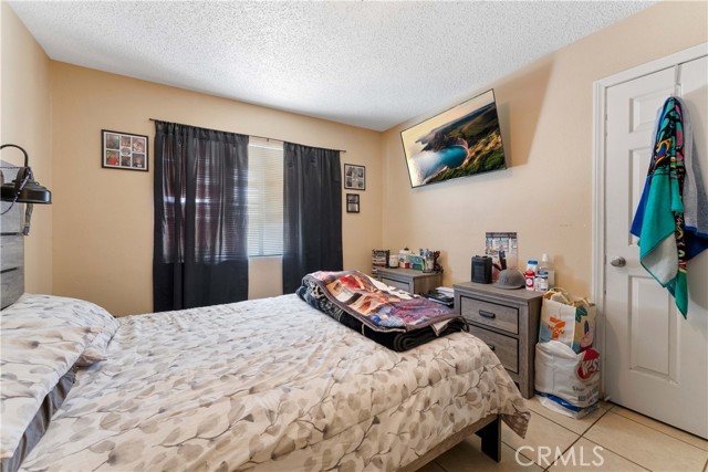 Detail Gallery Image 11 of 19 For 16248 La Cubre Dr, Victorville,  CA 92395 - 4 Beds | 2 Baths