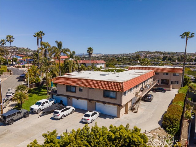 27512 Del Gado Road, San Clemente CA: https://media.crmls.org/medias/32182d0f-a547-40c6-a11d-ebe767478fad.jpg