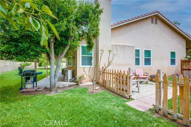 11327 La Brisa Circle, Fontana CA: https://media.crmls.org/medias/321843e1-f269-4279-8733-ba8a795072a1.jpg