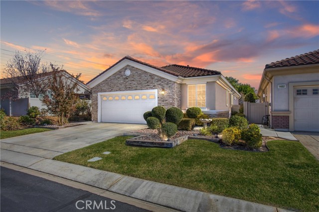 Detail Gallery Image 1 of 37 For 1656 Hibiscus Ct, Beaumont,  CA 92223 - 2 Beds | 2 Baths