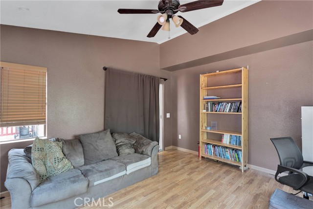 Detail Gallery Image 12 of 30 For 5435 Heath Creek Dr, Wrightwood,  CA 92397 - 3 Beds | 2/1 Baths