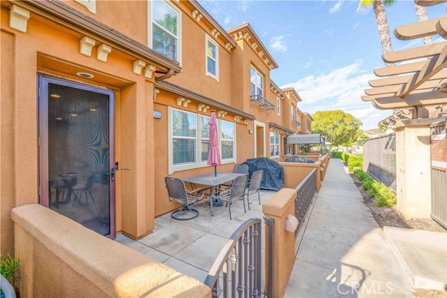 12343 Azaleas, Santa Fe Springs CA: https://media.crmls.org/medias/3218dc2f-d7f3-4b29-ae31-acbeb53ee0b1.jpg