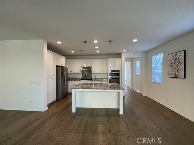 Detail Gallery Image 9 of 34 For 333 Calle Elegante, Lake Forest,  CA 92630 - 3 Beds | 2/1 Baths