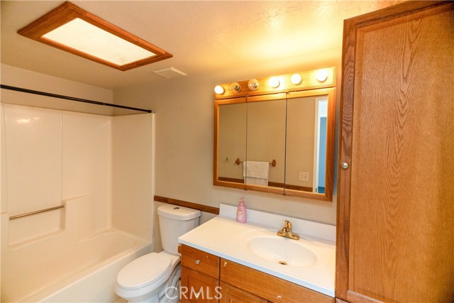 Detail Gallery Image 39 of 56 For 7795 Oakwood, Hesperia,  CA 92345 - 3 Beds | 2 Baths