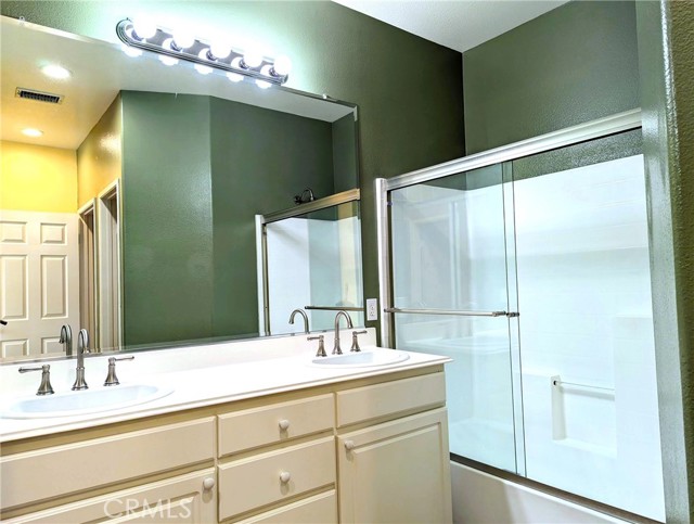 Detail Gallery Image 10 of 20 For 51 Vellisimo, Aliso Viejo,  CA 92656 - 3 Beds | 2/1 Baths