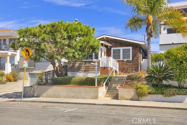 2122 Monterey Boulevard, Hermosa Beach, California 90254, 2 Bedrooms Bedrooms, ,2 BathroomsBathrooms,Residential,Sold,Monterey,PW23185257