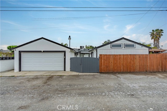 Detail Gallery Image 14 of 15 For 1142 Indian Hill Bld, Pomona,  CA 91767 - 3 Beds | 1 Baths