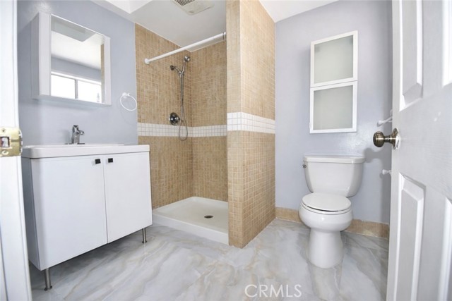 Detail Gallery Image 34 of 45 For 5302 Clark Cir, Westminster,  CA 92683 - 5 Beds | 3/1 Baths