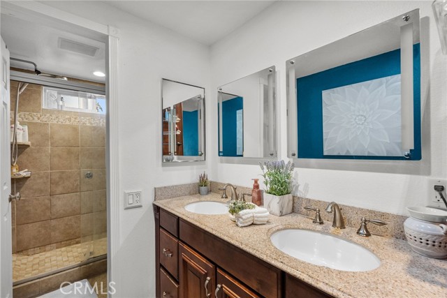 Detail Gallery Image 25 of 33 For 27466 Annette Jo, Saugus,  CA 91350 - 3 Beds | 3 Baths