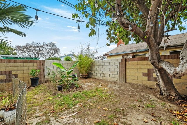 12343 Rives Avenue, Downey CA: https://media.crmls.org/medias/321d391f-1dd2-430e-b2af-658c62adb3d1.jpg