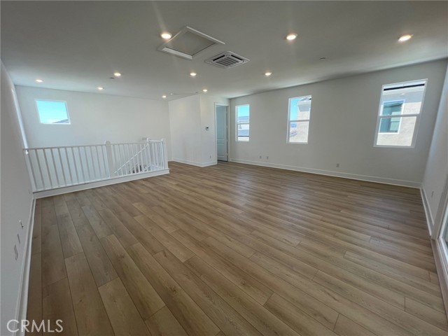 179 Sawbuck, Irvine CA: https://media.crmls.org/medias/321e19c3-ec92-4250-943f-3835cf078098.jpg