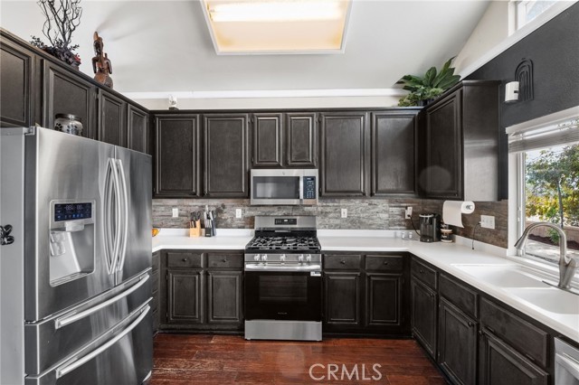 Detail Gallery Image 15 of 60 For 22873 Sheffield Ct, Wildomar,  CA 92595 - 4 Beds | 3 Baths