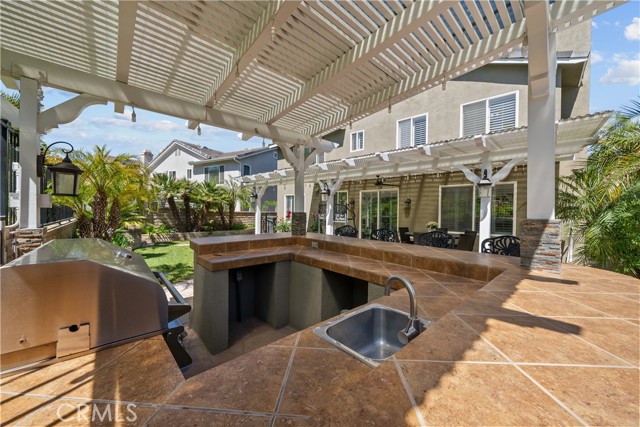 28456 Calex Drive, Valencia CA: https://media.crmls.org/medias/321f6625-4f11-4e47-a108-d7818a4b65a1.jpg