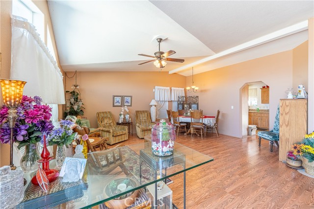 Detail Gallery Image 13 of 48 For 1253 Coral Ave, Thermal,  CA 92274 - 3 Beds | 2 Baths